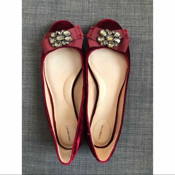 Lands End Red Velvet Flats with Jeweled Bows - Picture 2 of 6